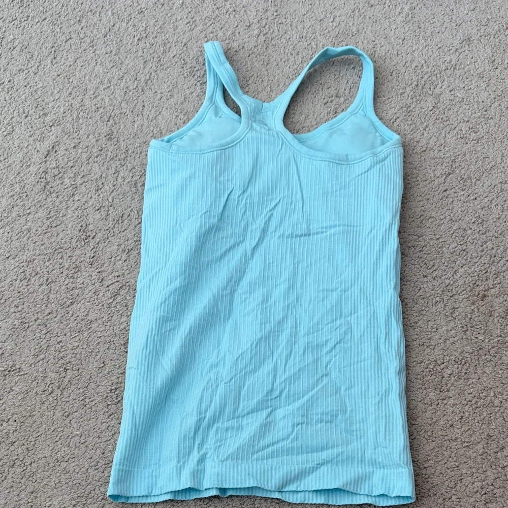 lululemon athletica Sky Blue Ribbed Tank Top - Picture 3 of 4